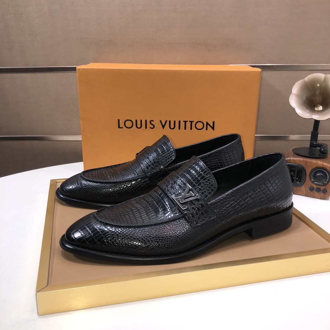 LV men's leather shoes-13