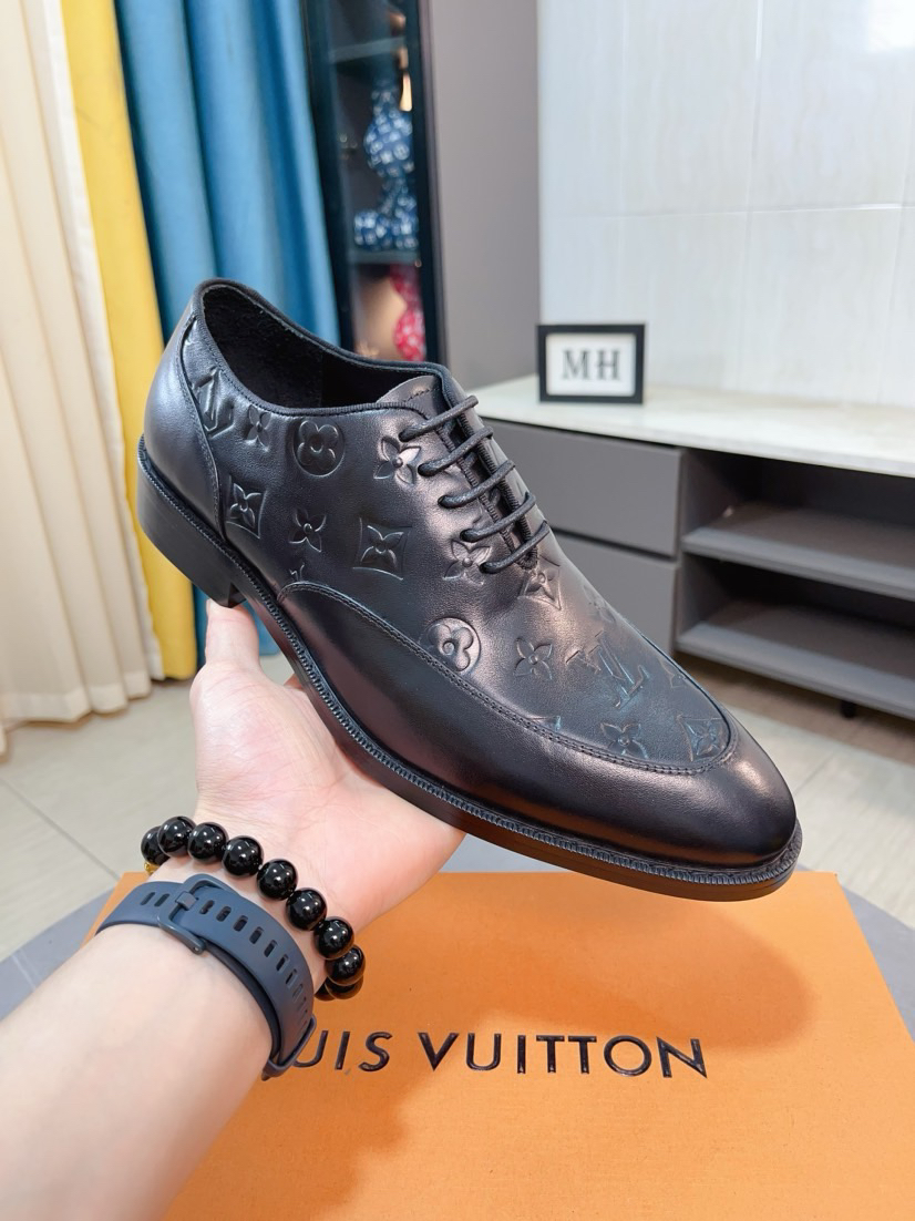 LV men's leather shoes-39