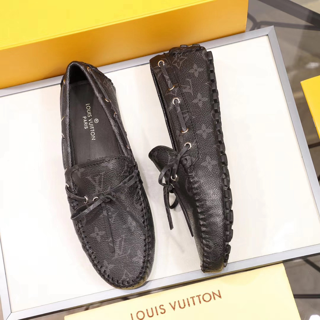 LV women's leather shoes-31