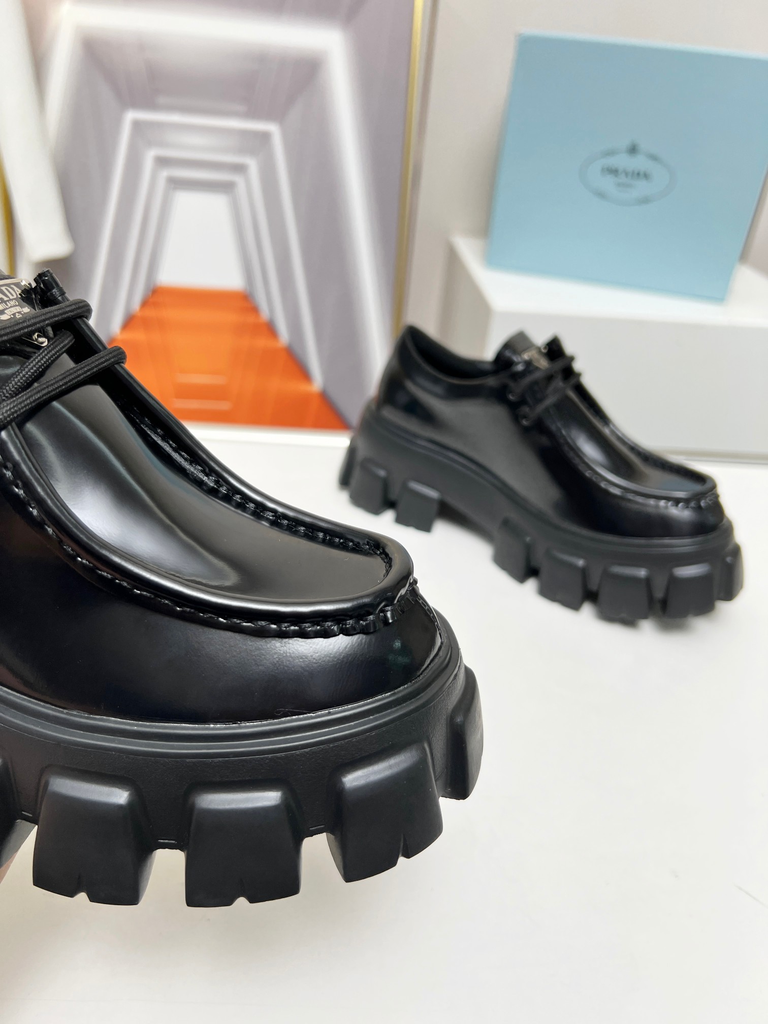Prada men's leather shoes-21