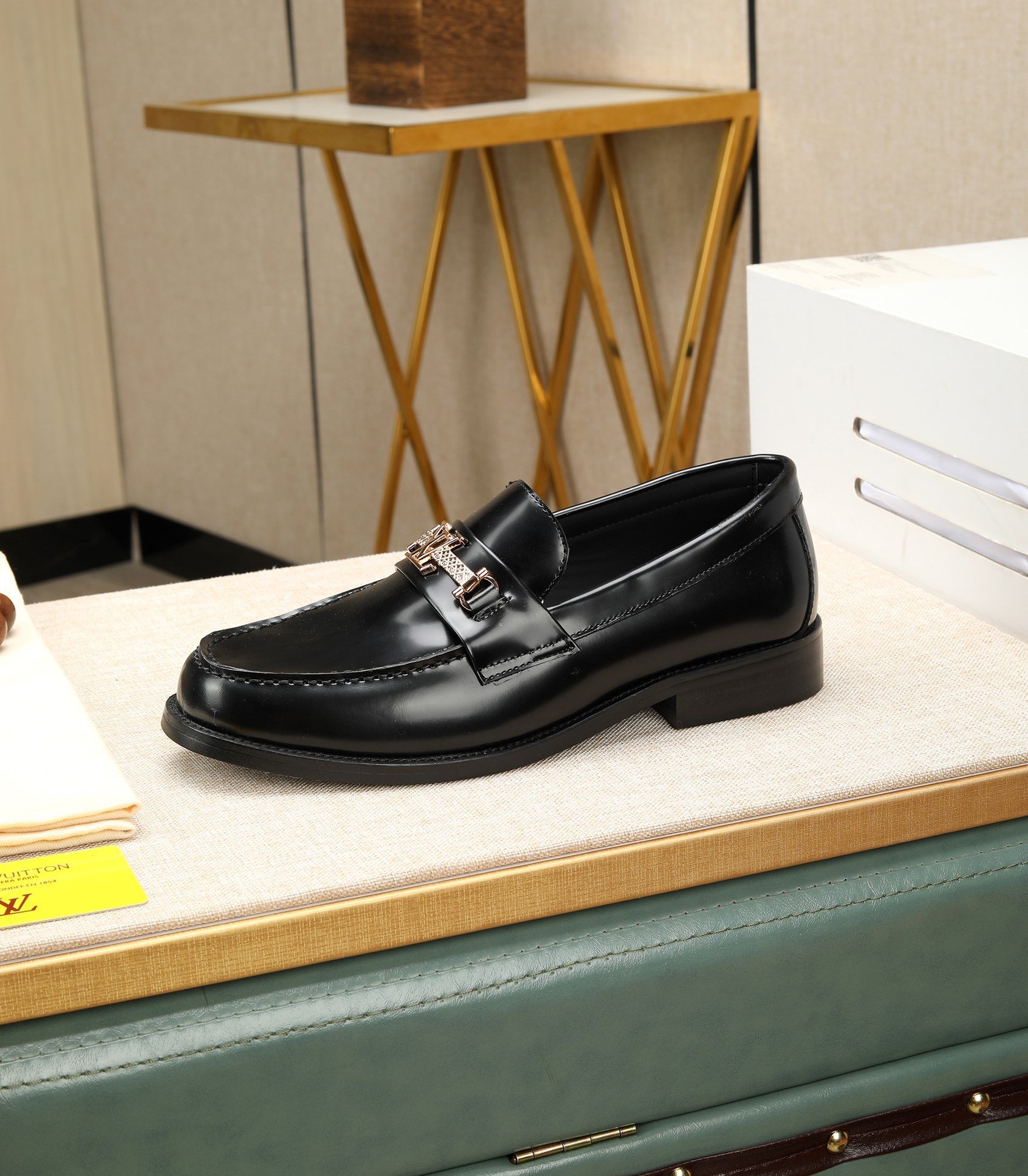 LV men's leather shoes-47