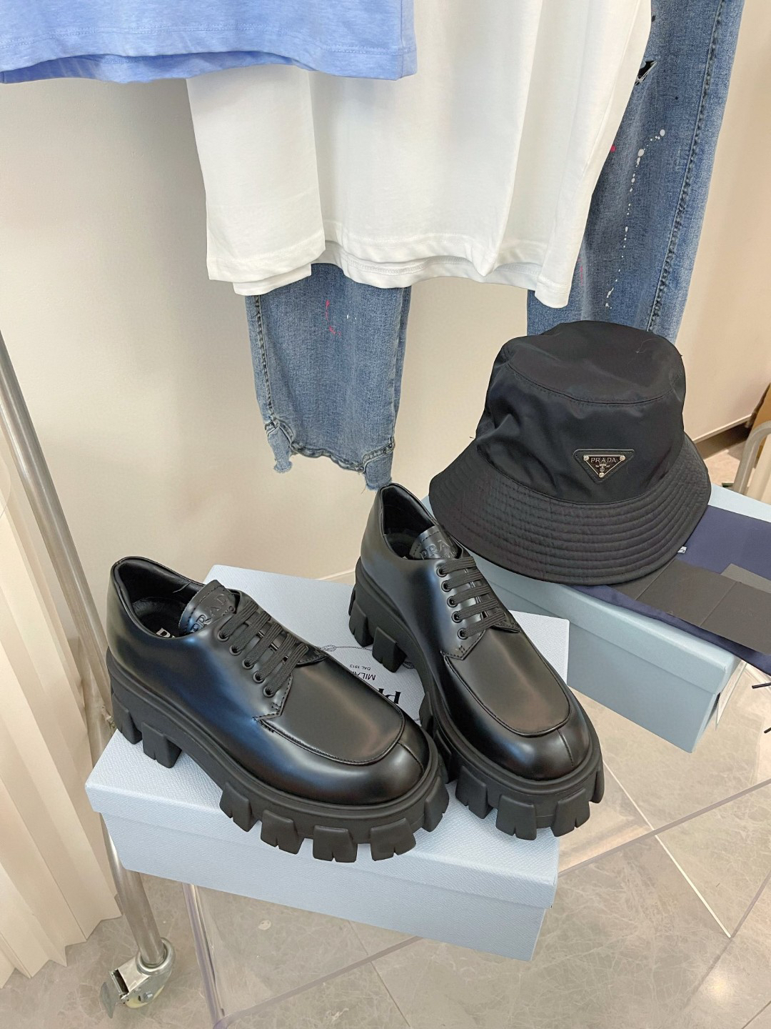 Prada women's leather shoes-21