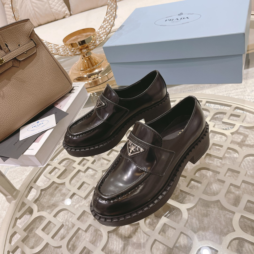 Prada men's leather shoes-17