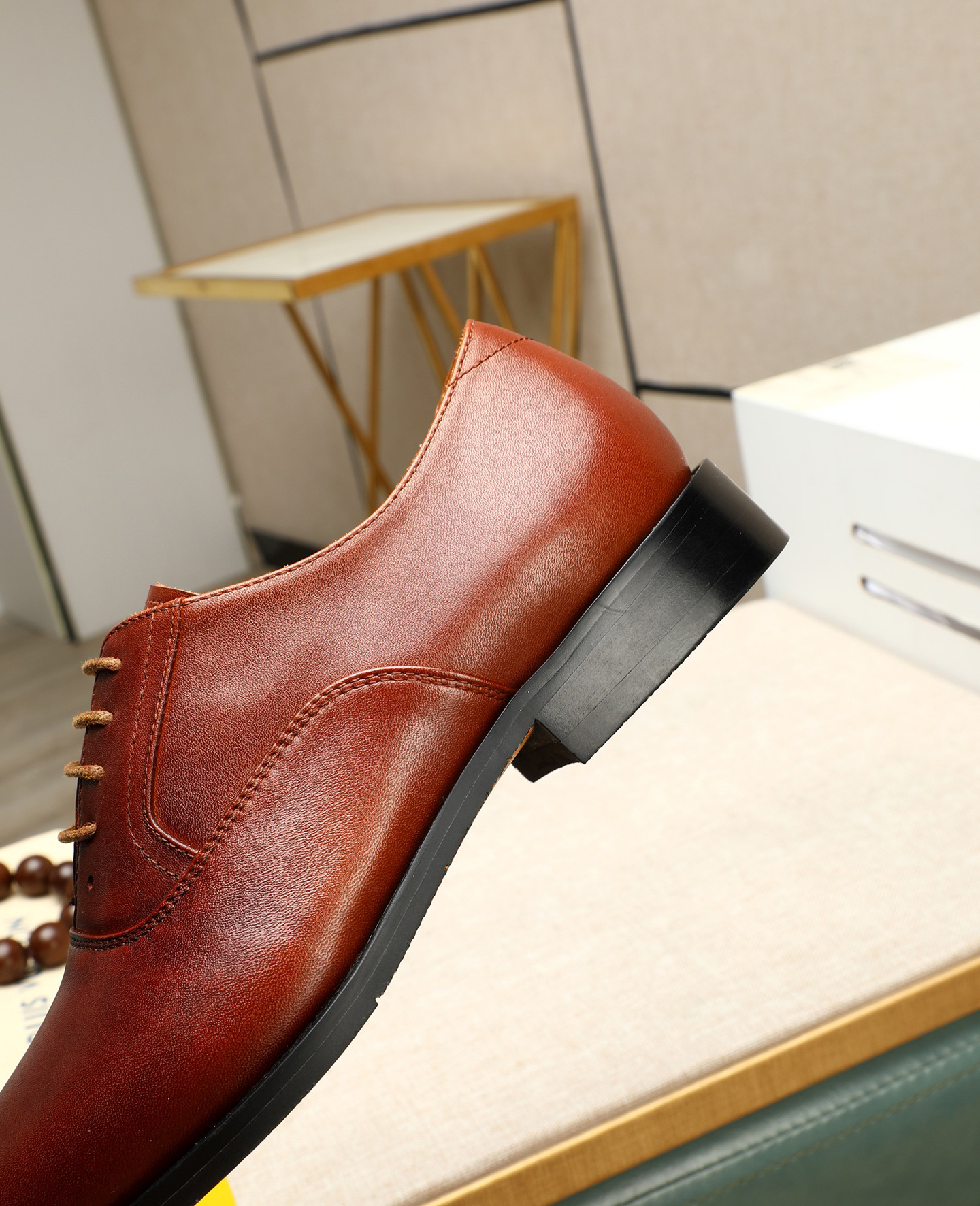 LV men's leather shoes-22