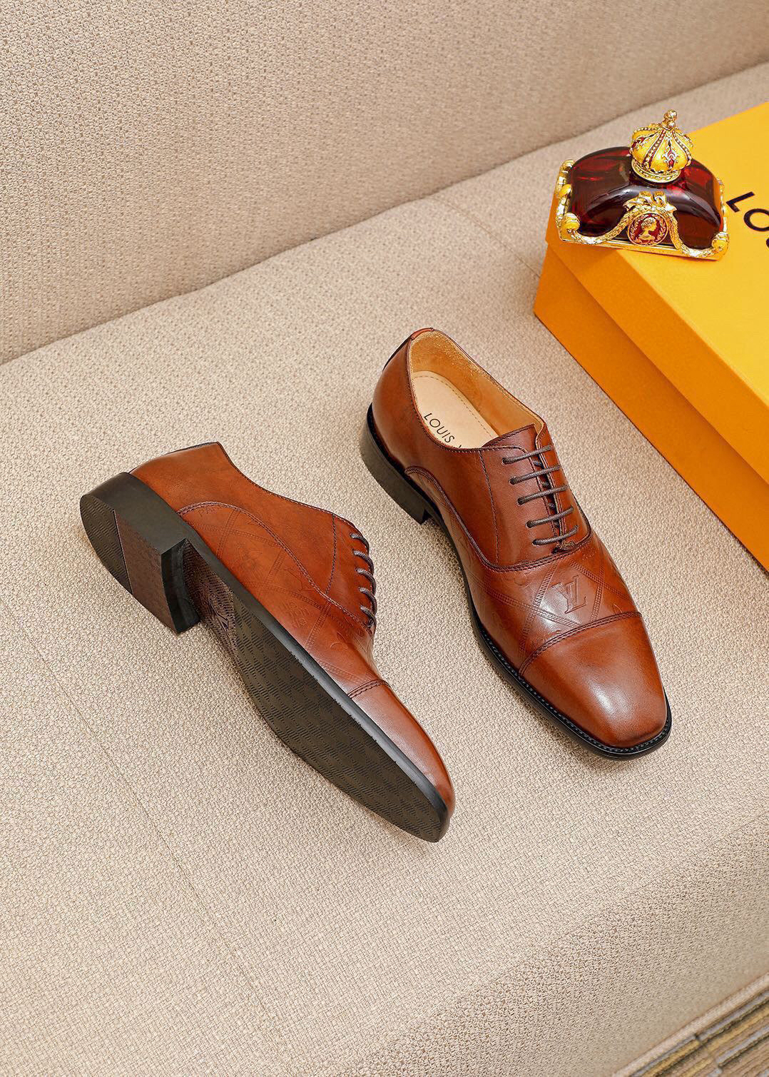 LV women's leather shoes-36