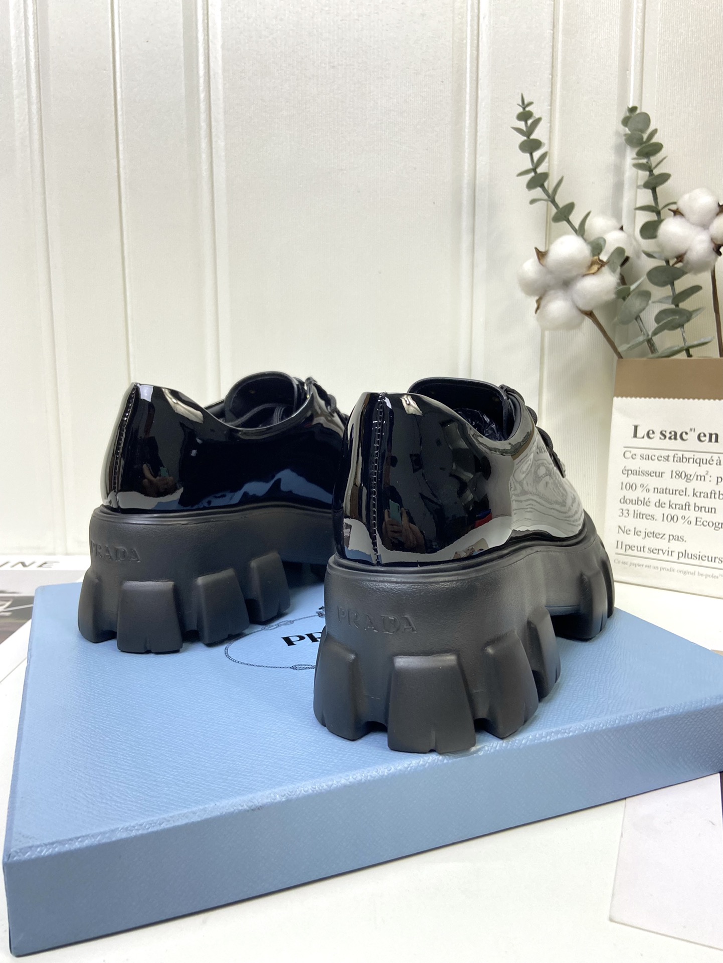 Prada women's leather shoes-28