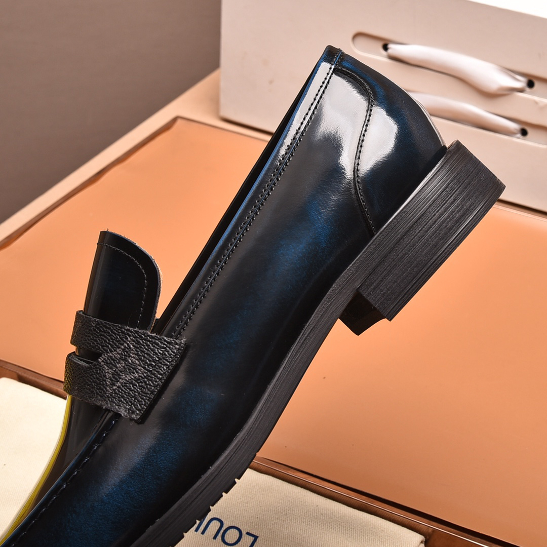 LV men's leather shoes-43