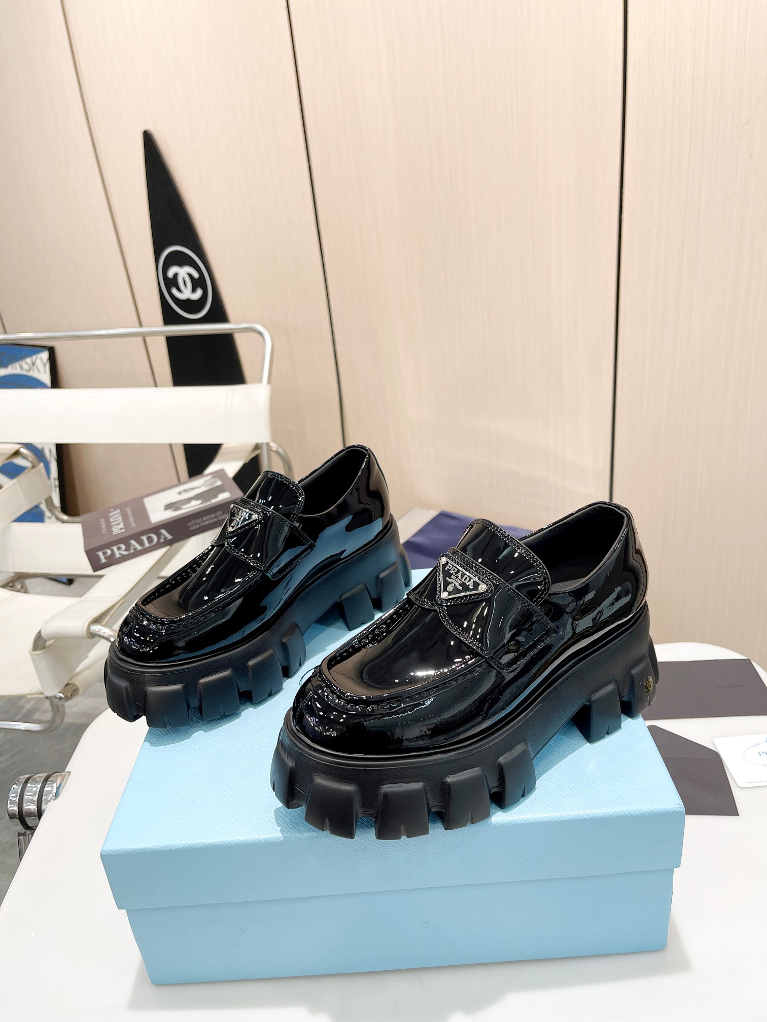 Prada women's leather shoes-8