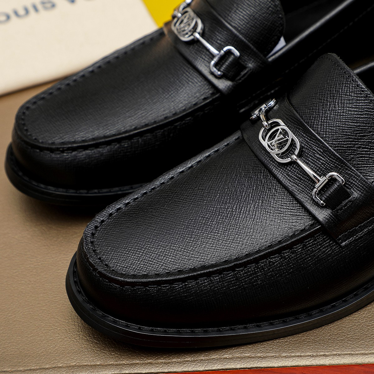 LV men's leather shoes-74
