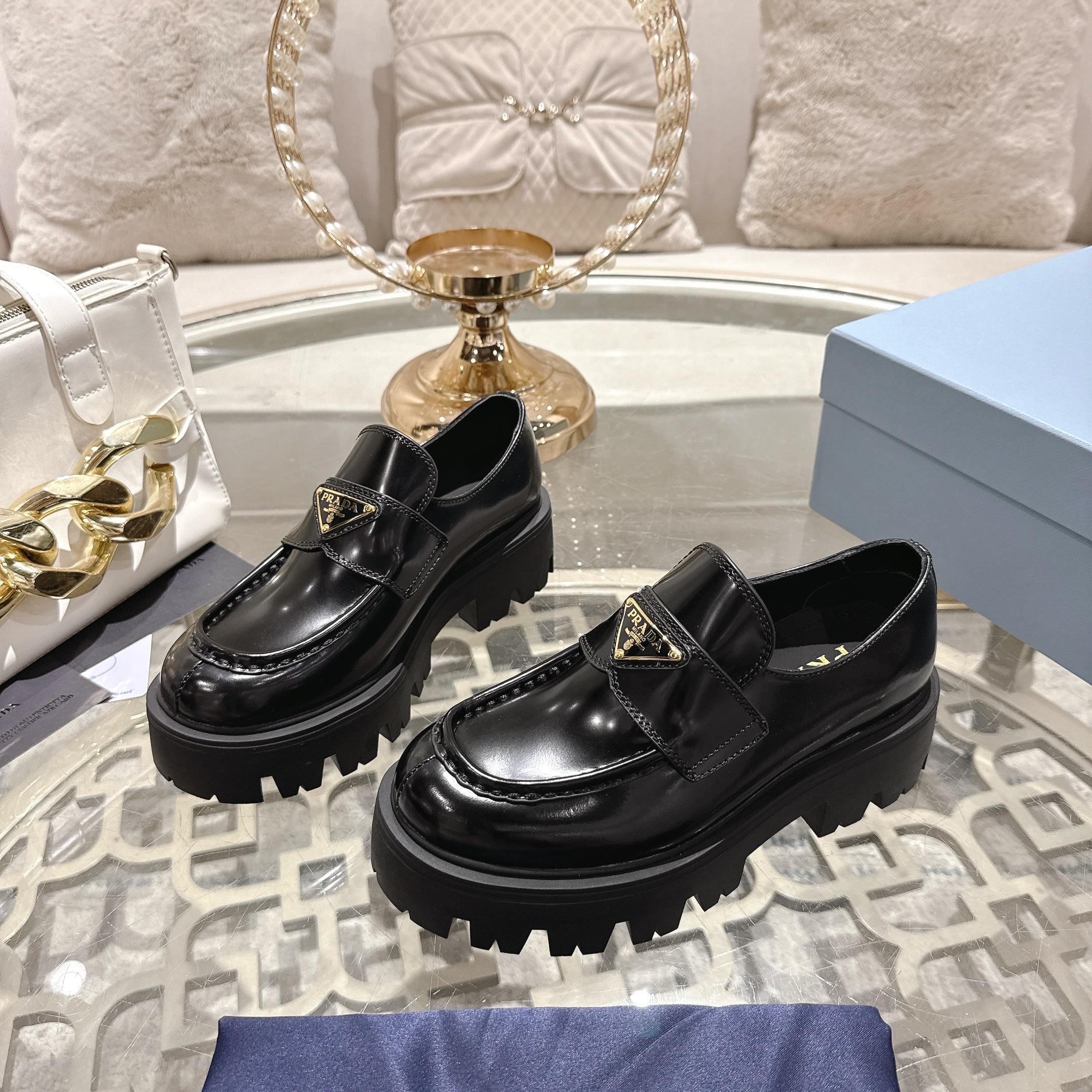 Prada women's leather shoes-13