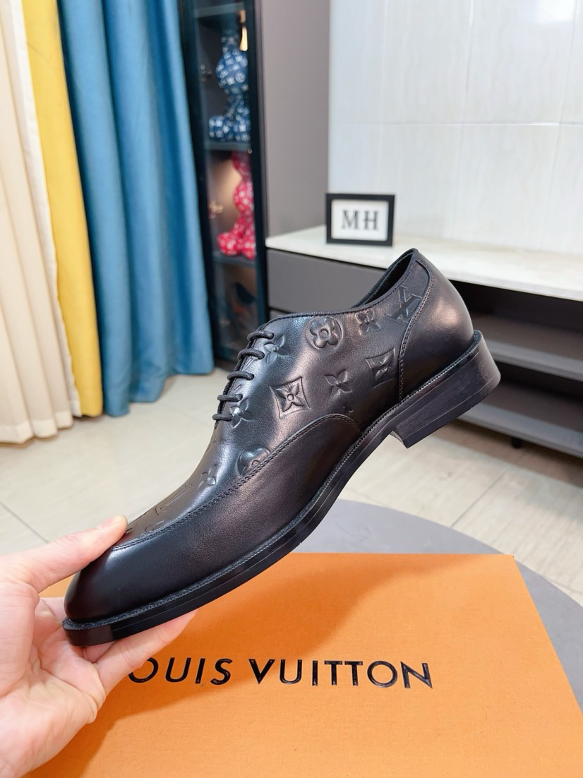 LV men's leather shoes-39