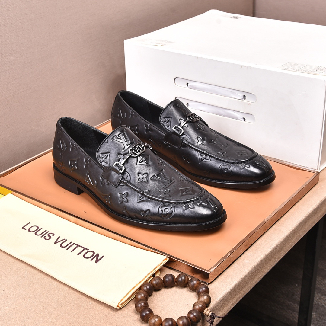 LV men's leather shoes-77