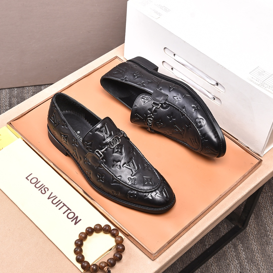 LV men's leather shoes-77