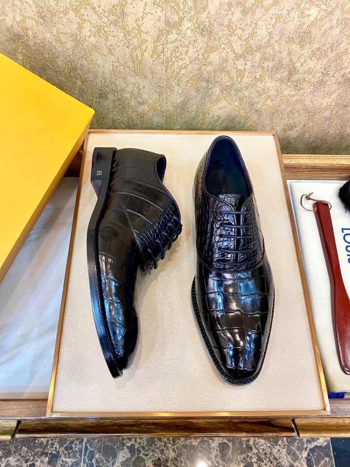LV men's leather shoes-1