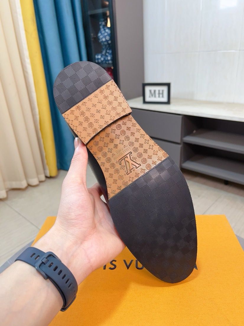 LV men's leather shoes-20
