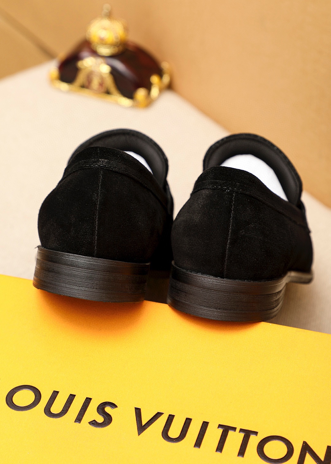 LV men's leather shoes-37