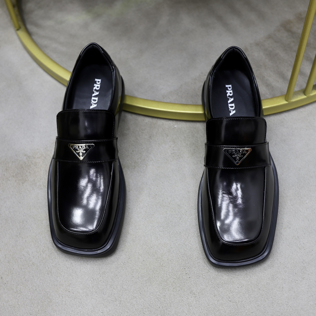 Prada men's leather shoes-32