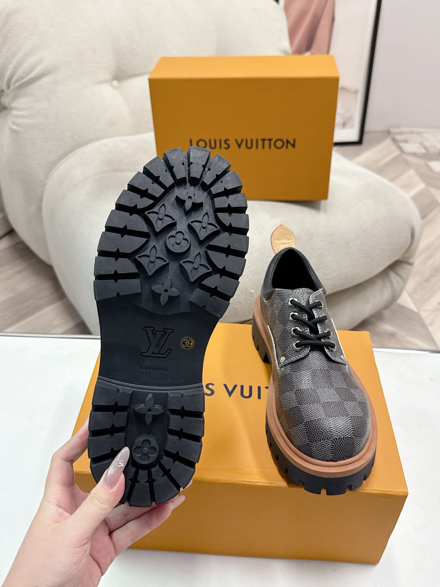 LV women's leather shoes-49