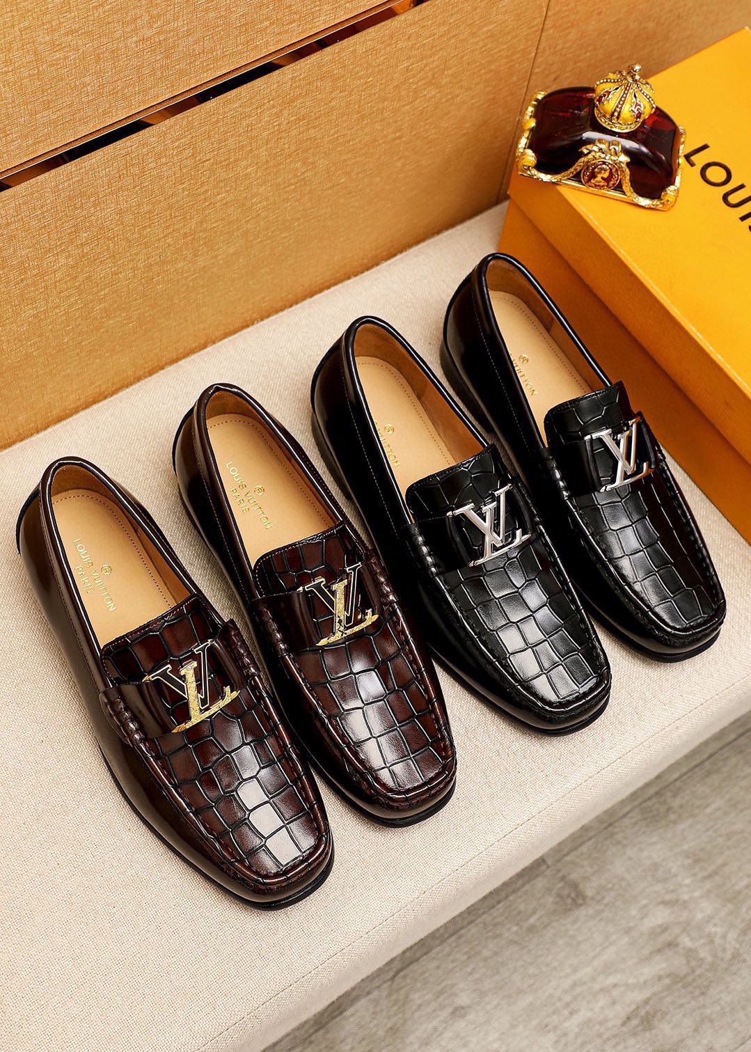 LV men's leather shoes-15