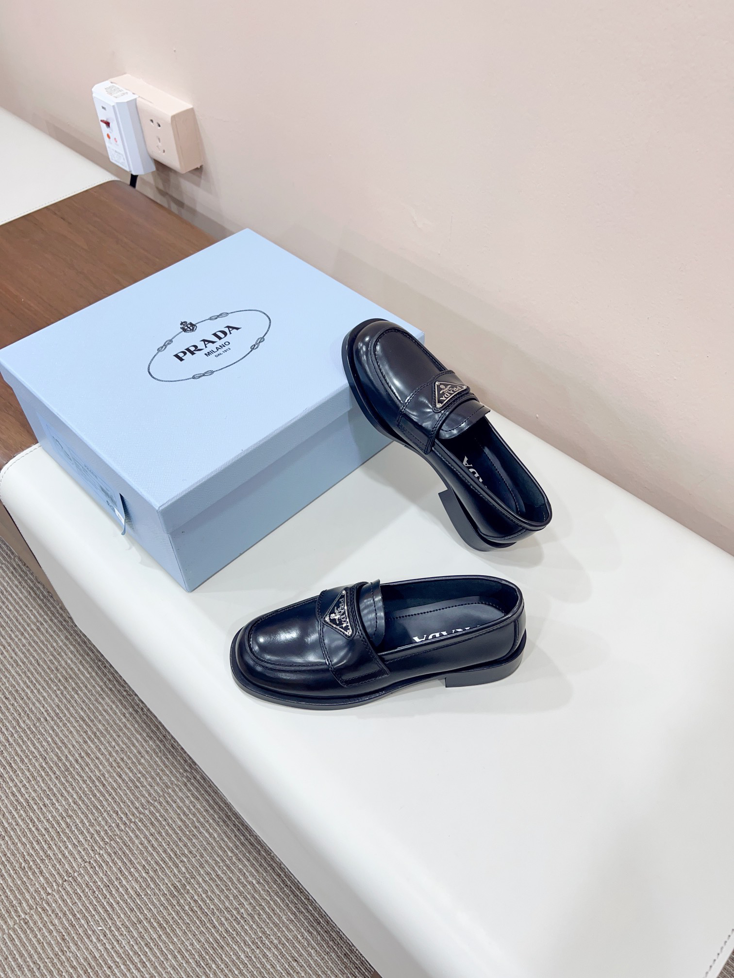 Prada women's leather shoes-16