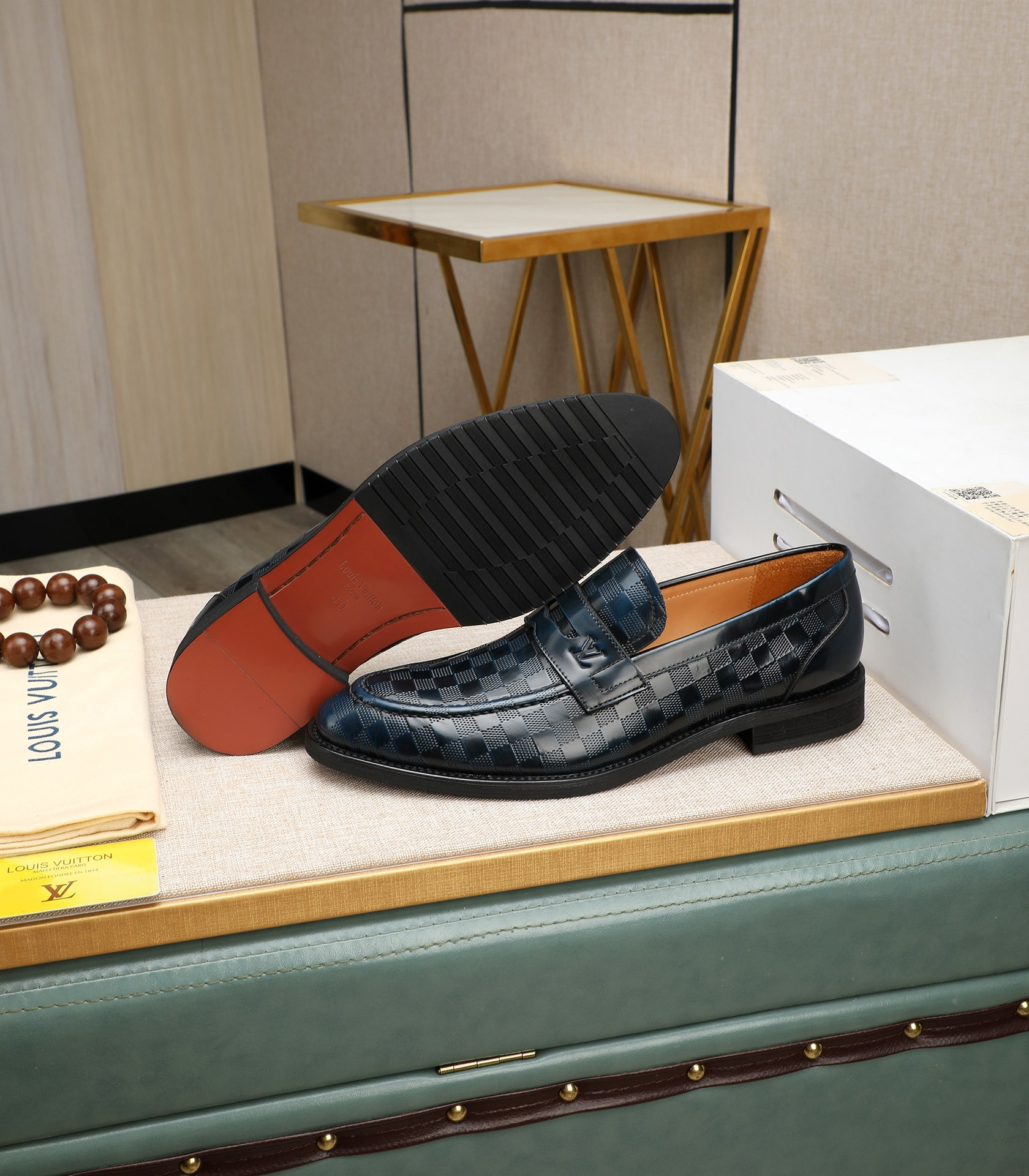 LV men's leather shoes-46