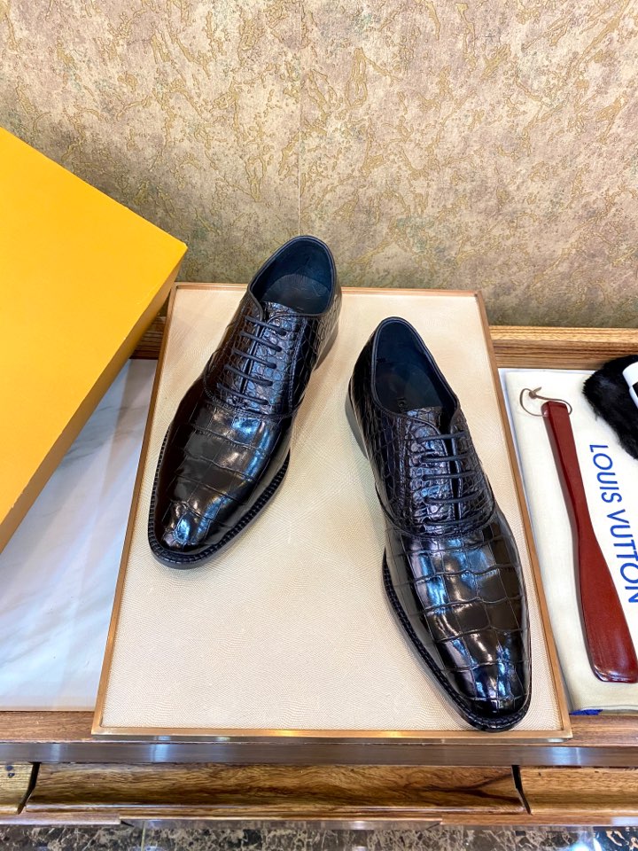 LV men's leather shoes-1