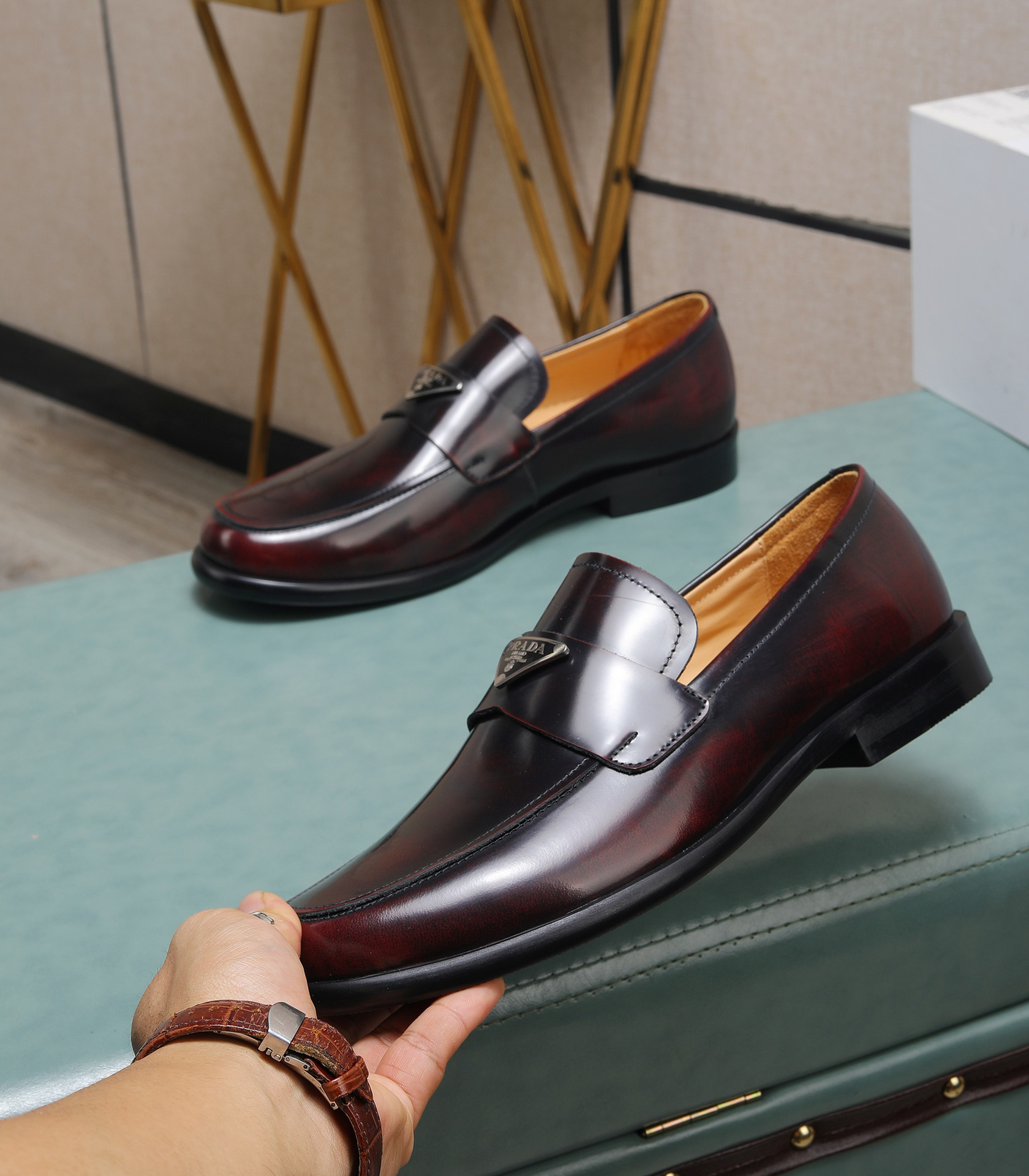 Prada men's leather shoes-31