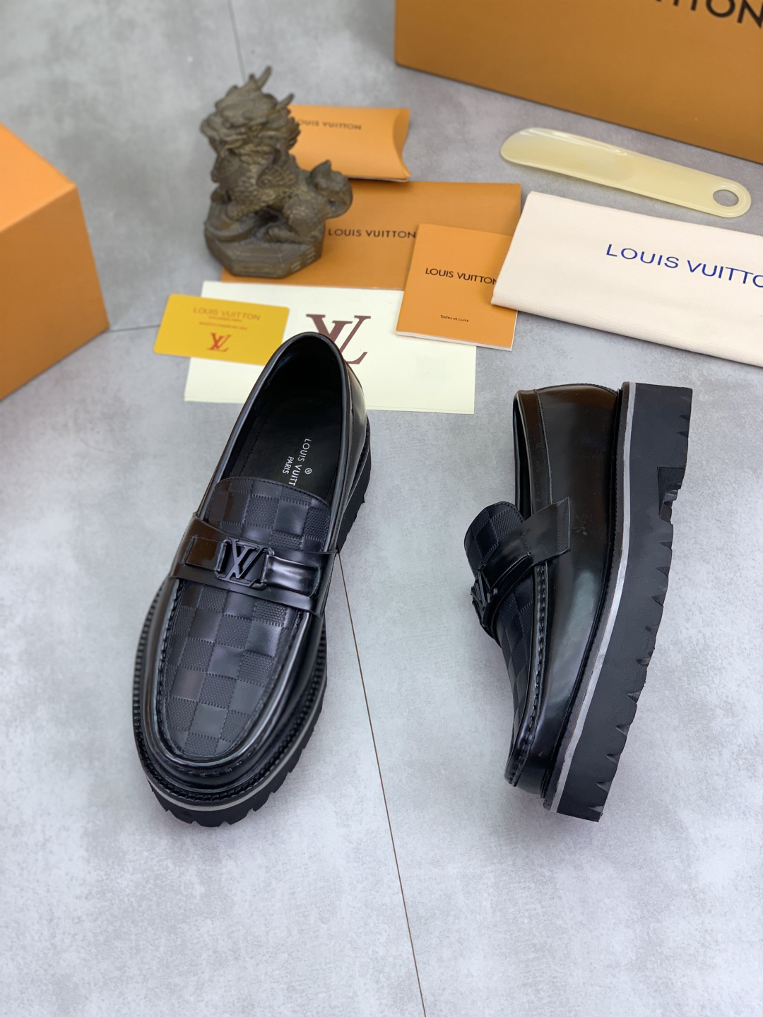 LV men's leather shoes-10