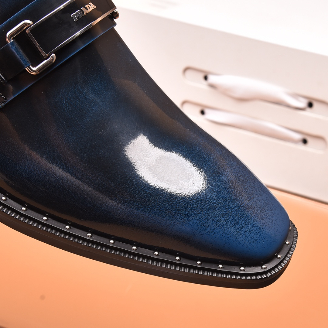Prada men's leather shoes-42