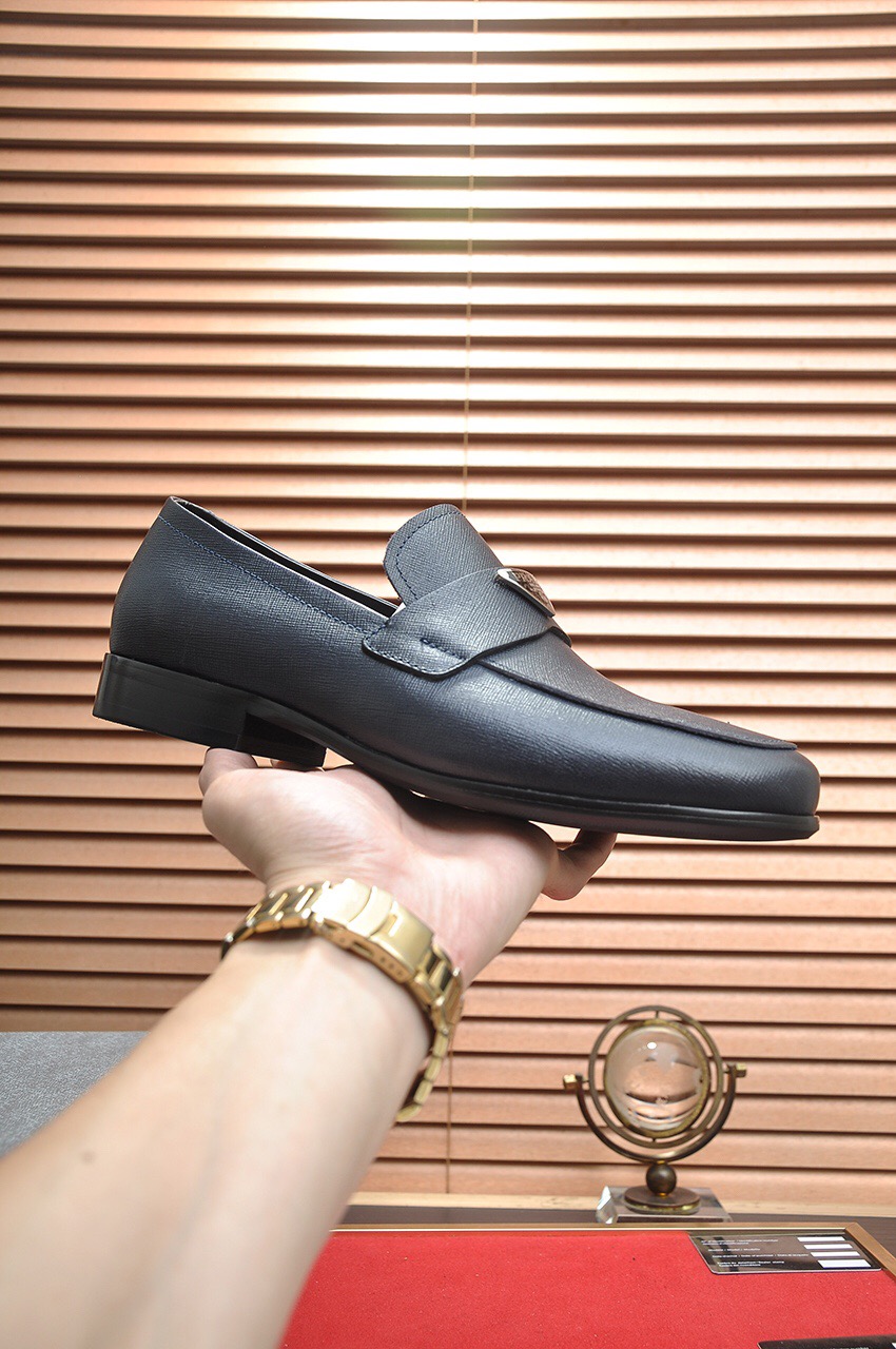 Prada men's leather shoes-25