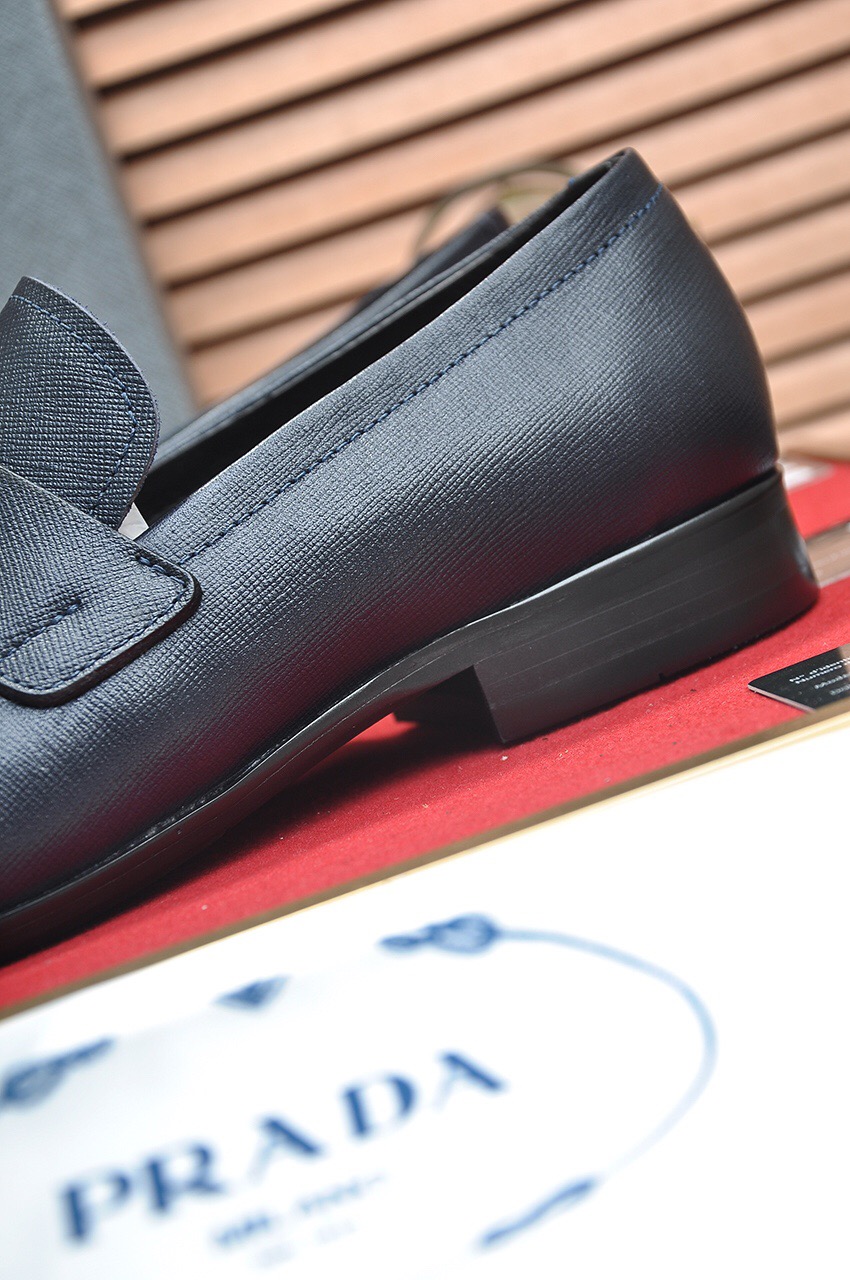 Prada men's leather shoes-25