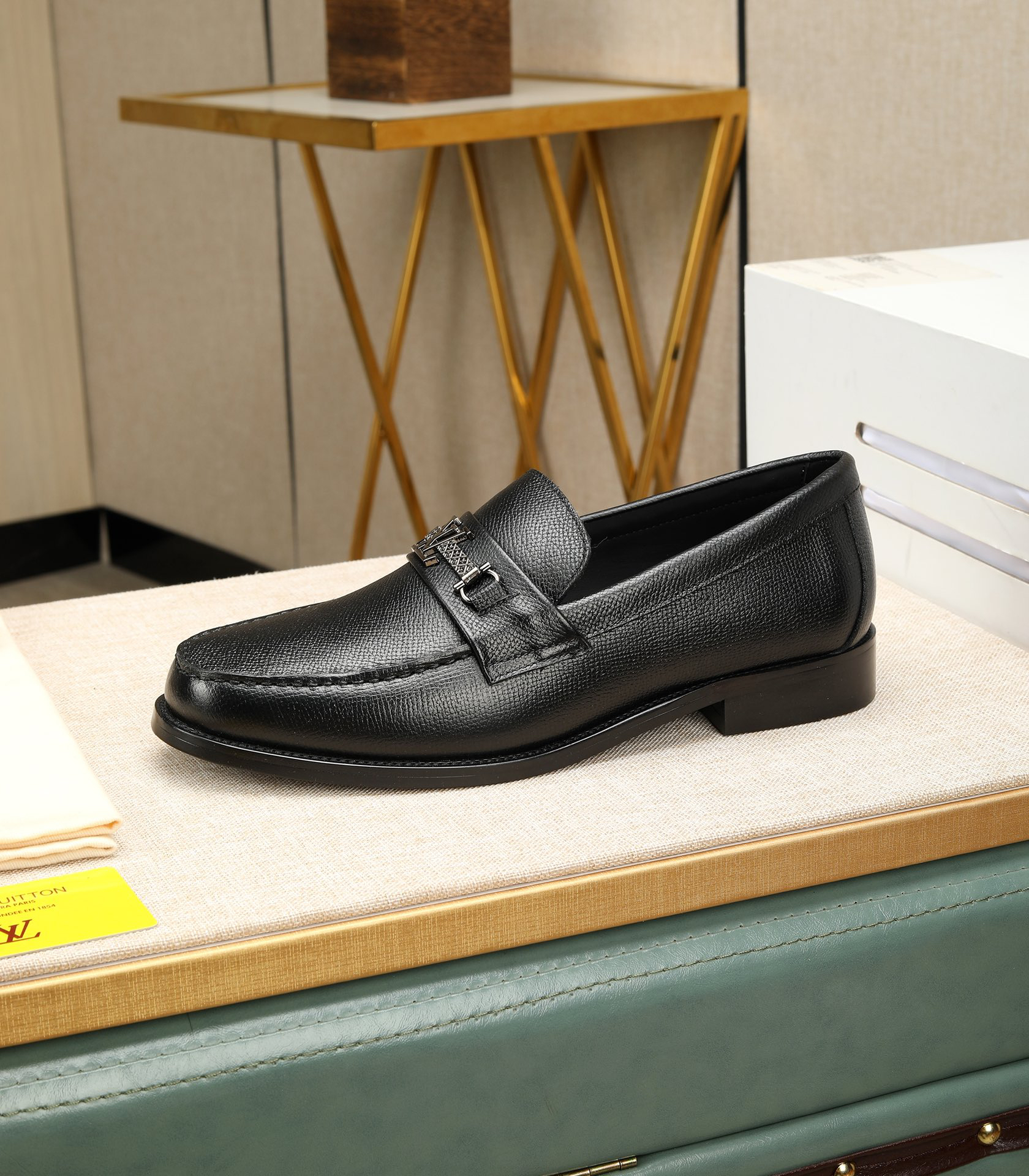 LV men's leather shoes-48