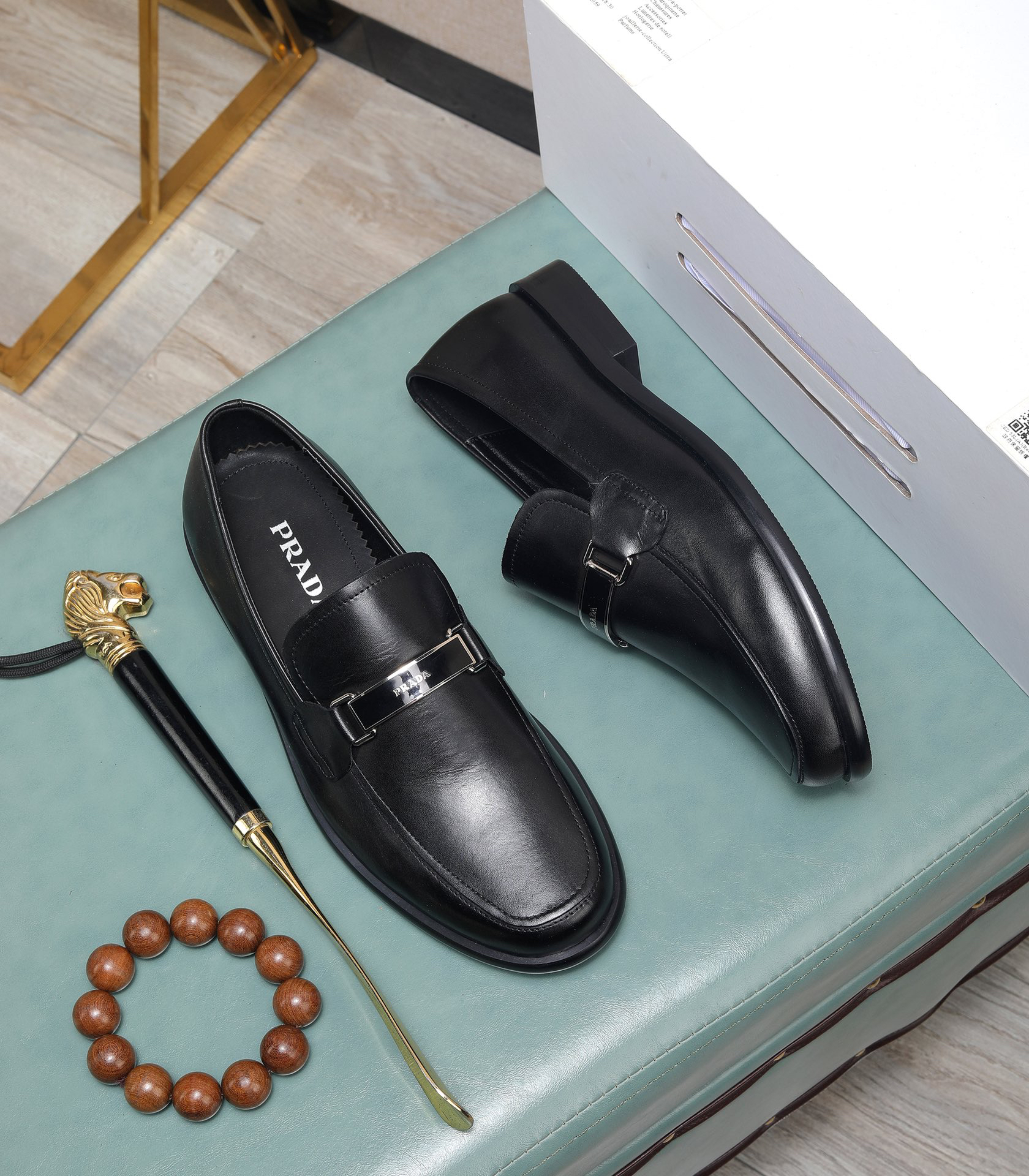 Prada men's leather shoes-30