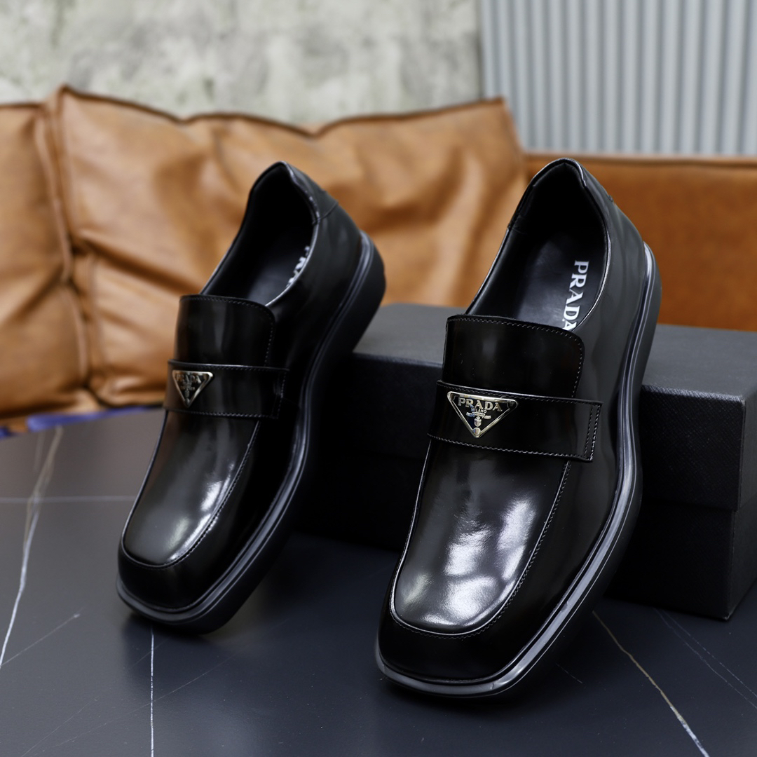 Prada men's leather shoes-32