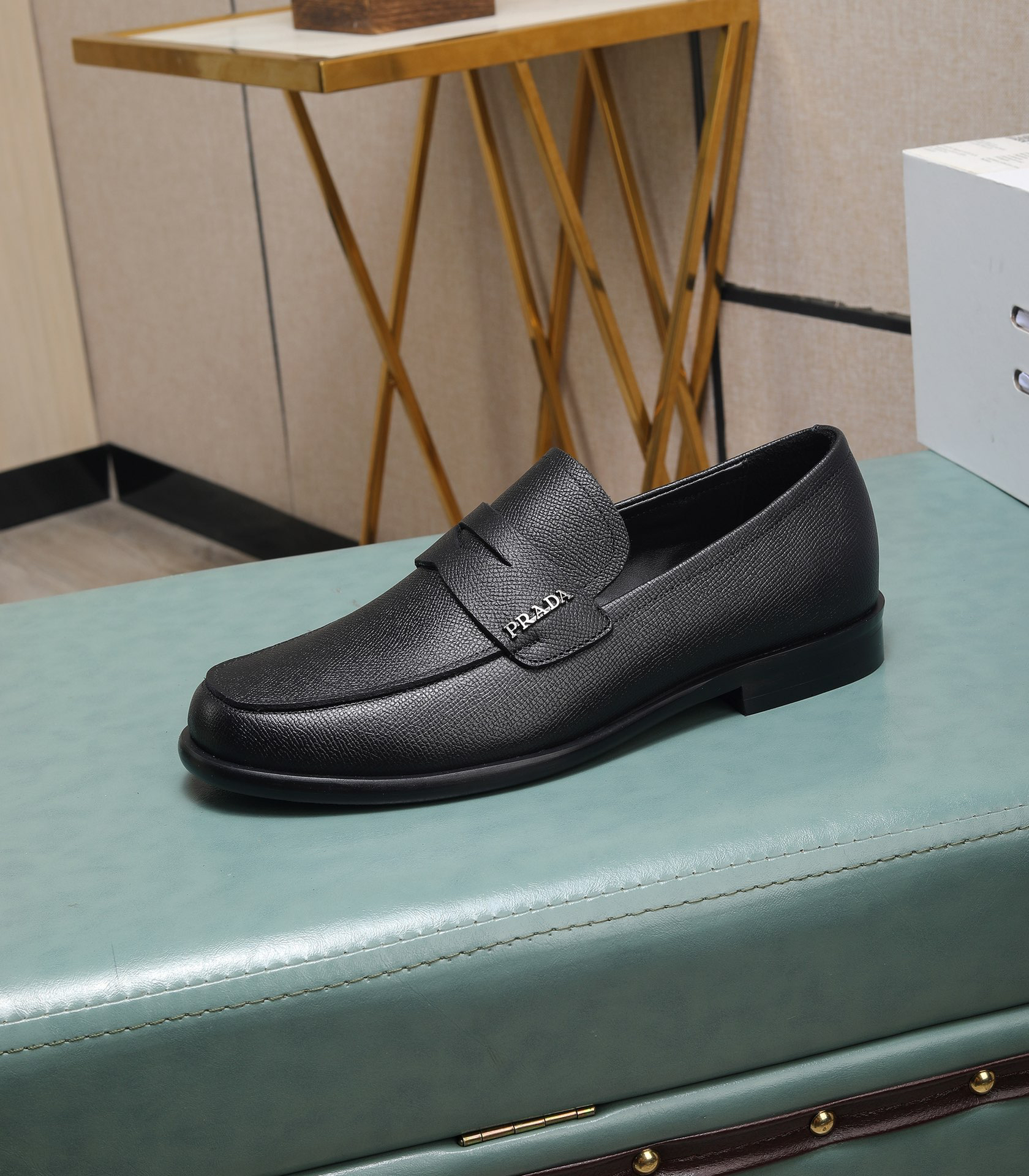 Prada men's leather shoes-29