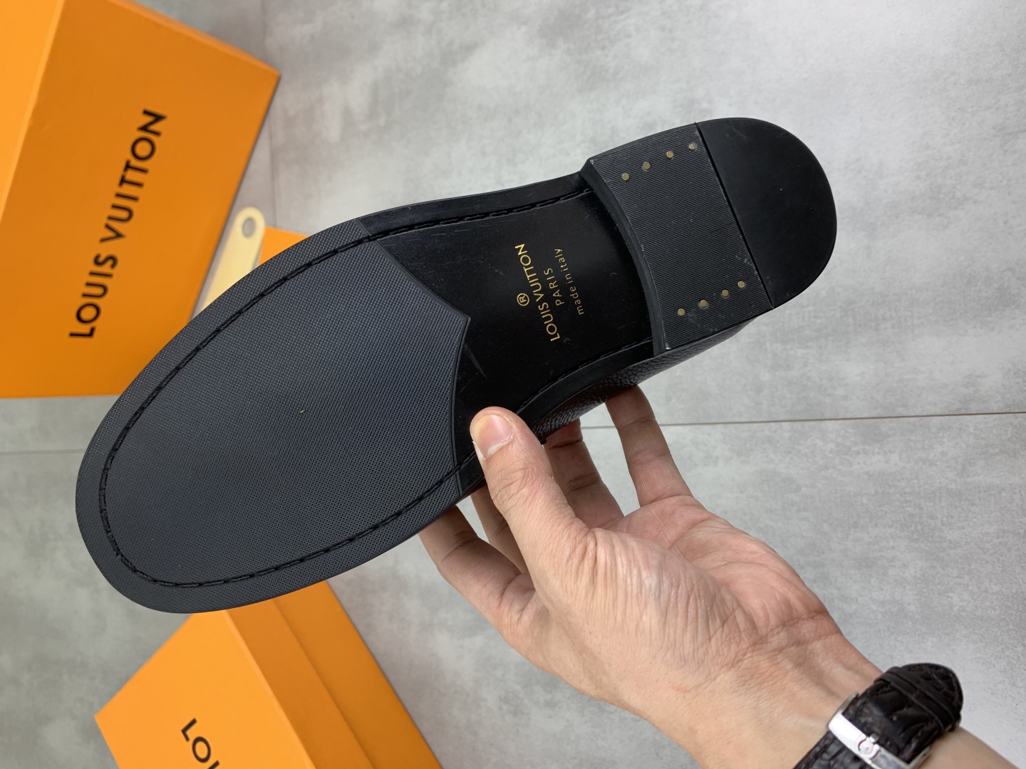 LV men's leather shoes-61