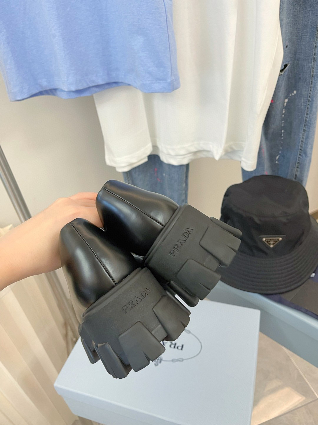 Prada women's leather shoes-21