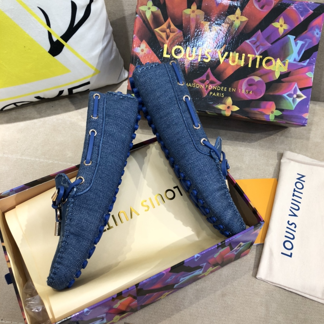 LV women's leather shoes-52