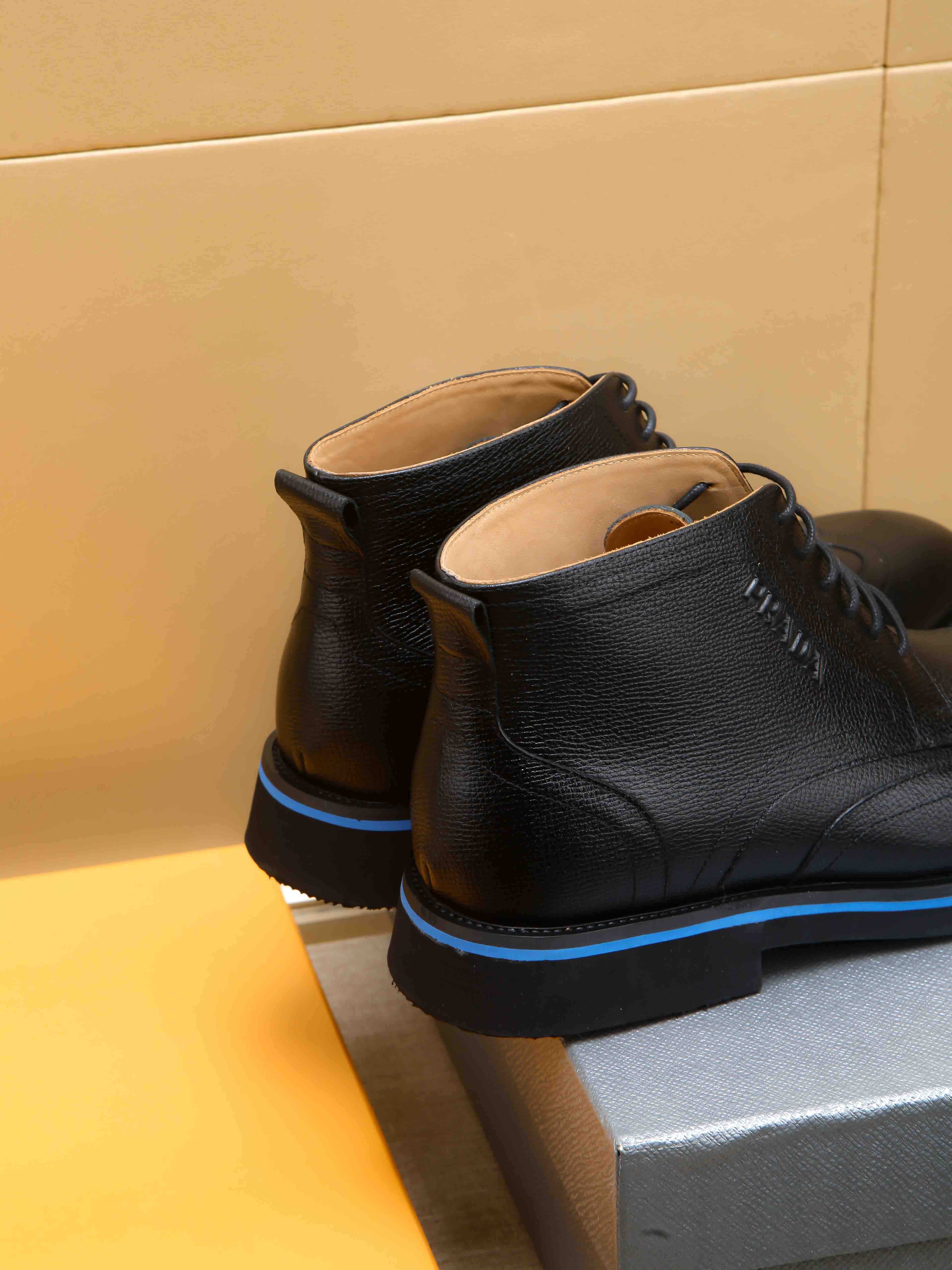 Prada men's leather shoes-83