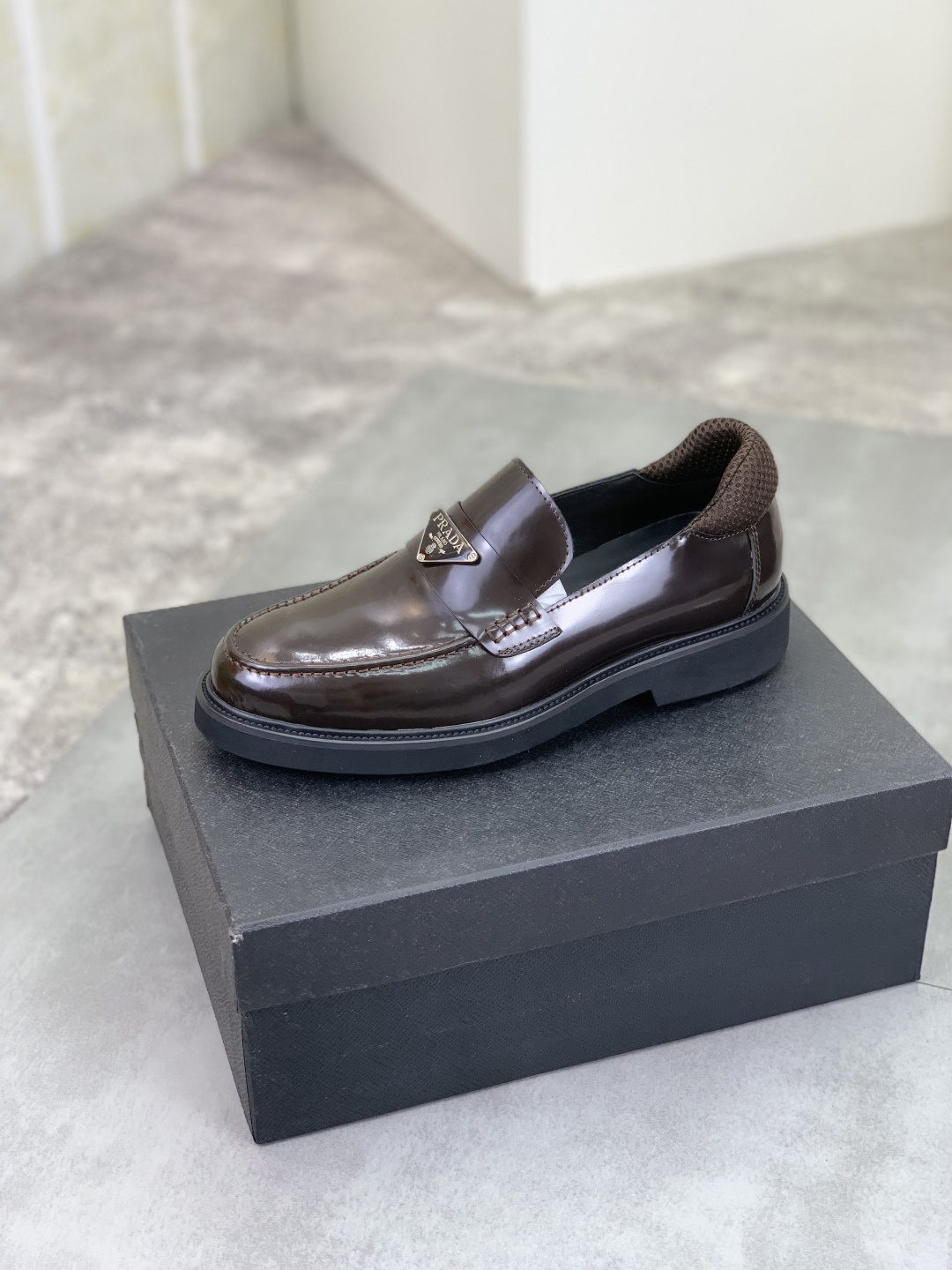 Prada men's leather shoes-22