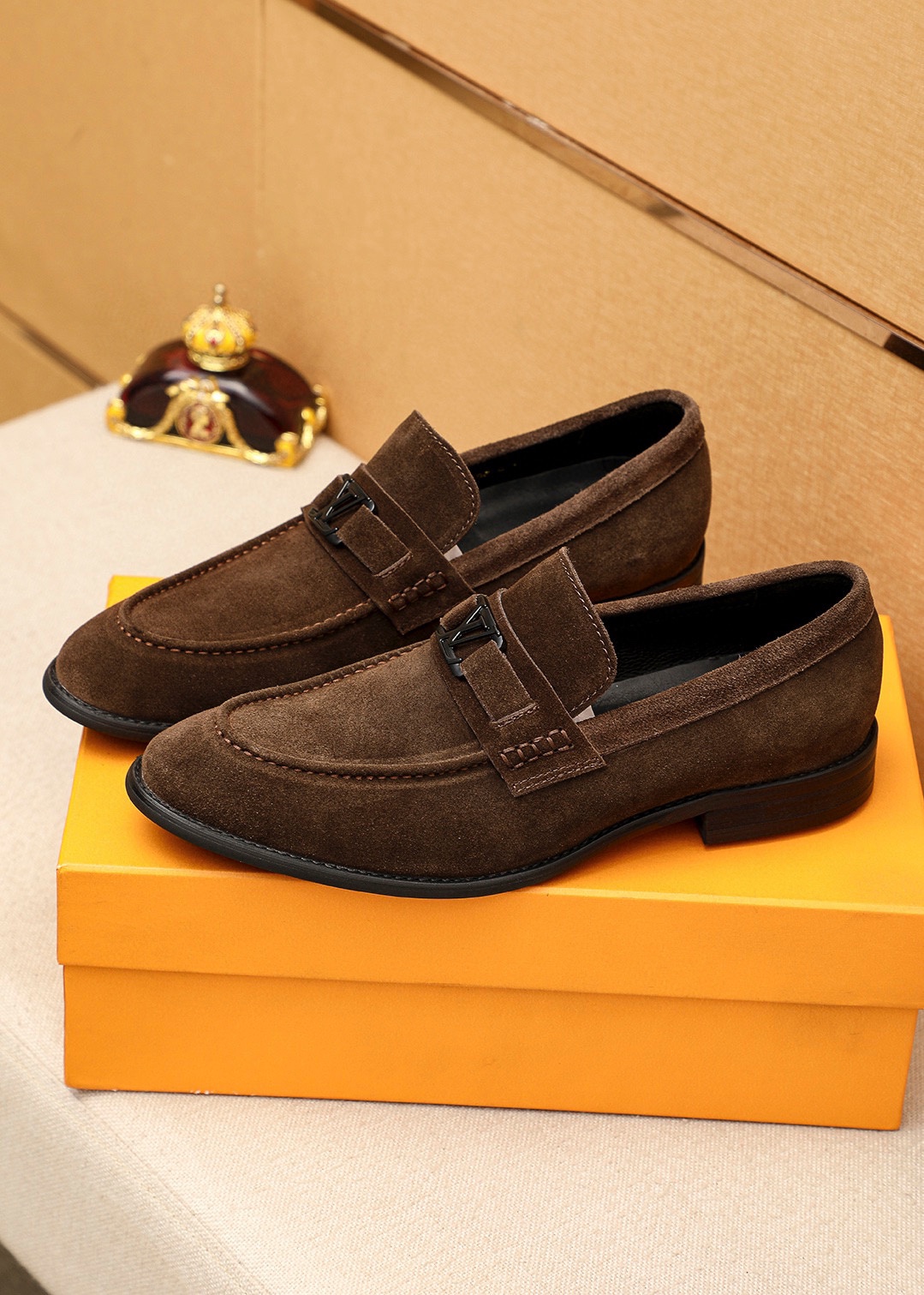 LV men's leather shoes-36