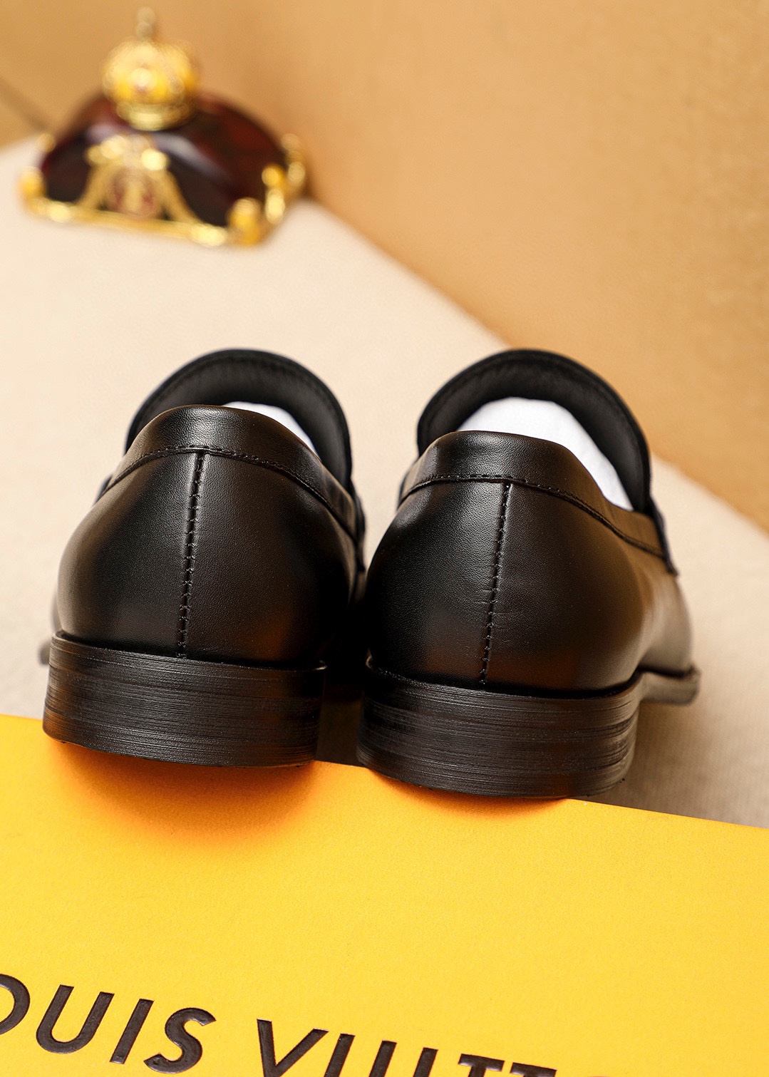 LV men's leather shoes-38