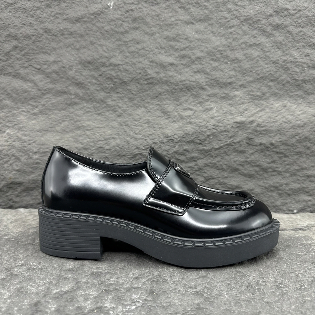 Prada men's leather shoes-69