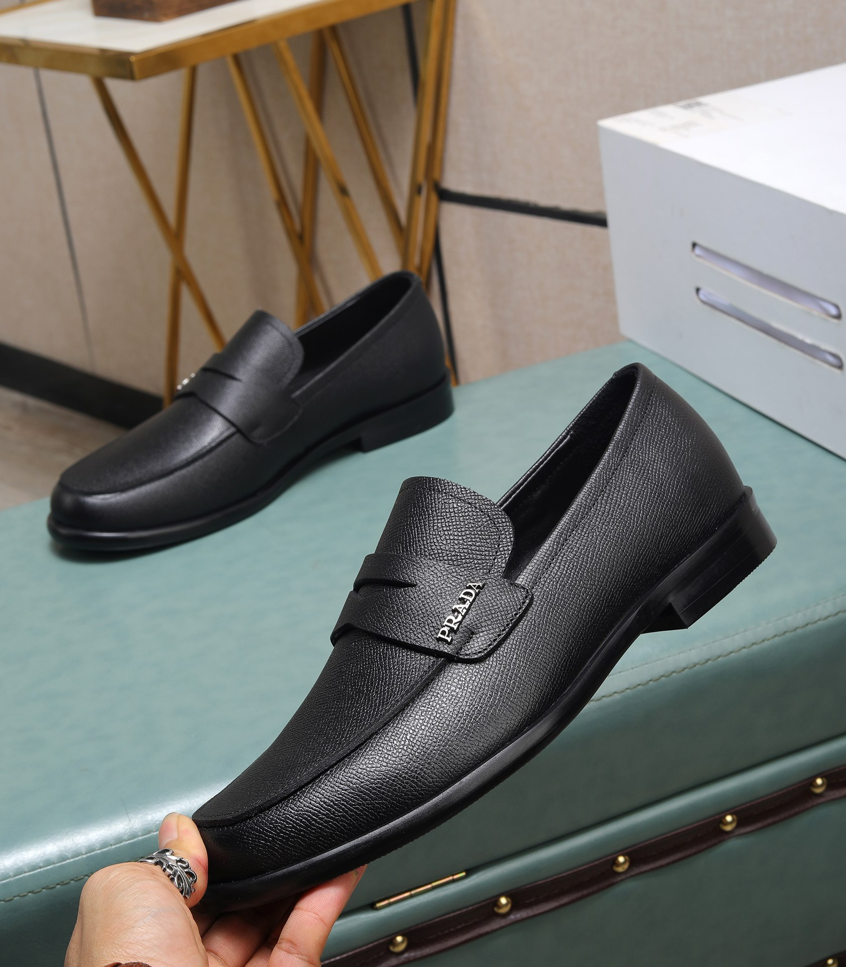 Prada men's leather shoes-29