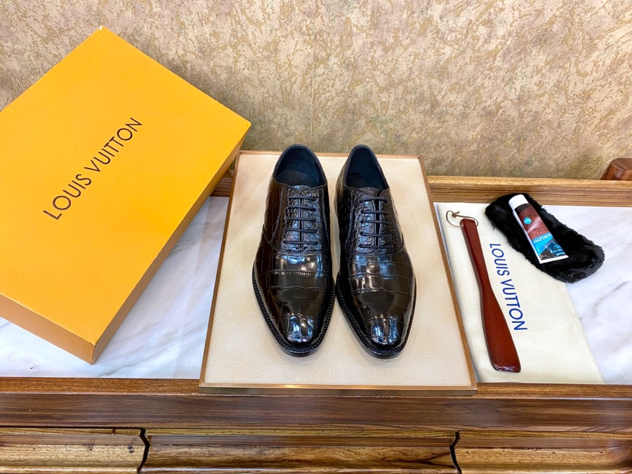 LV men's leather shoes-1