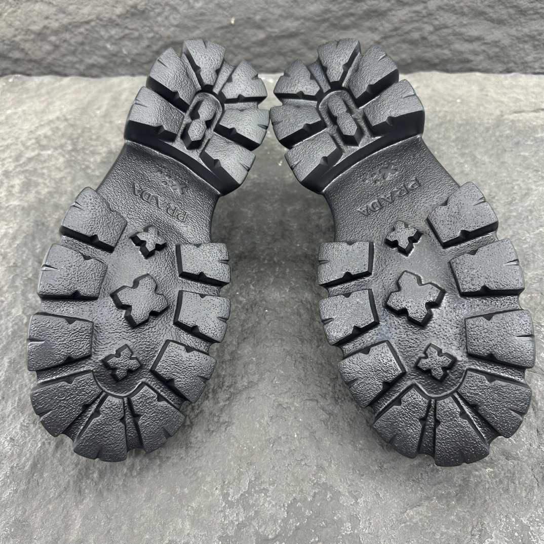 Prada men's leather shoes-68