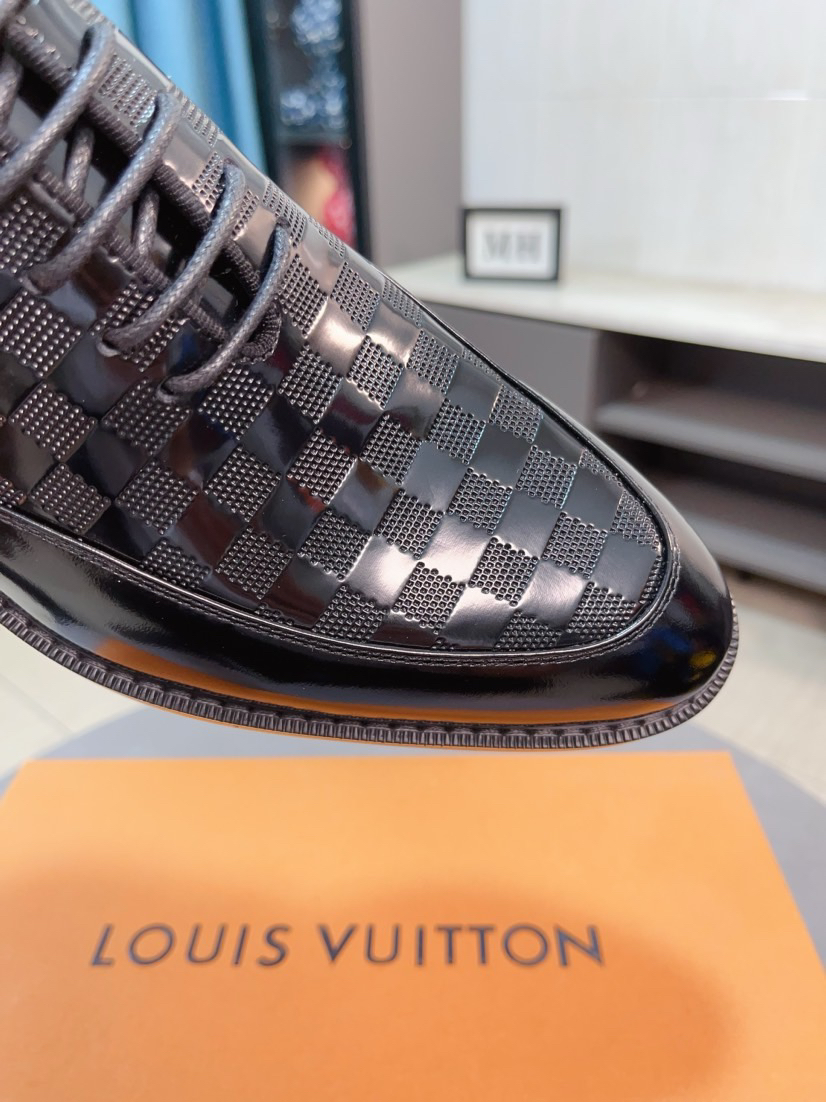 LV men's leather shoes-41