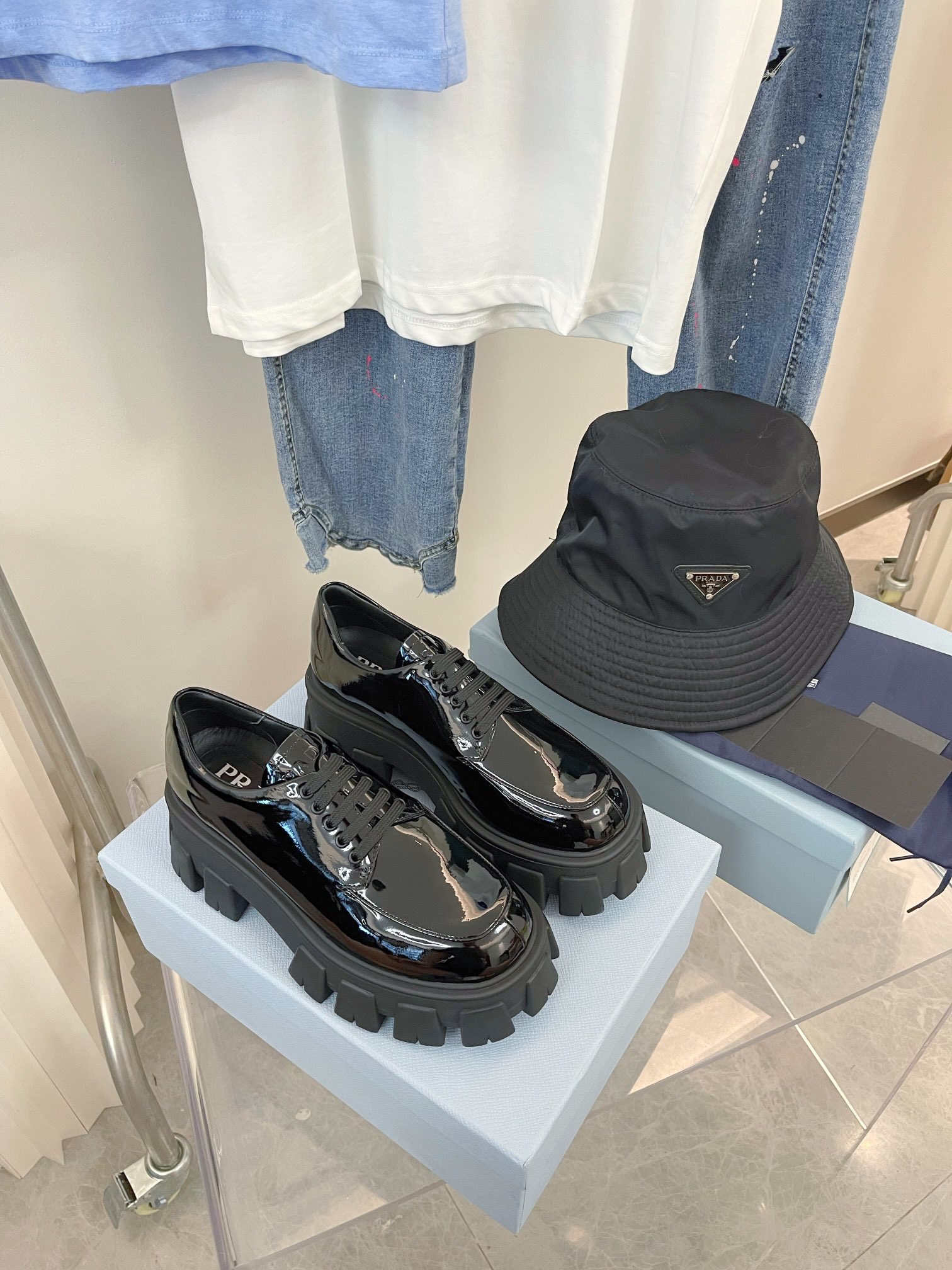 Prada women's leather shoes-12