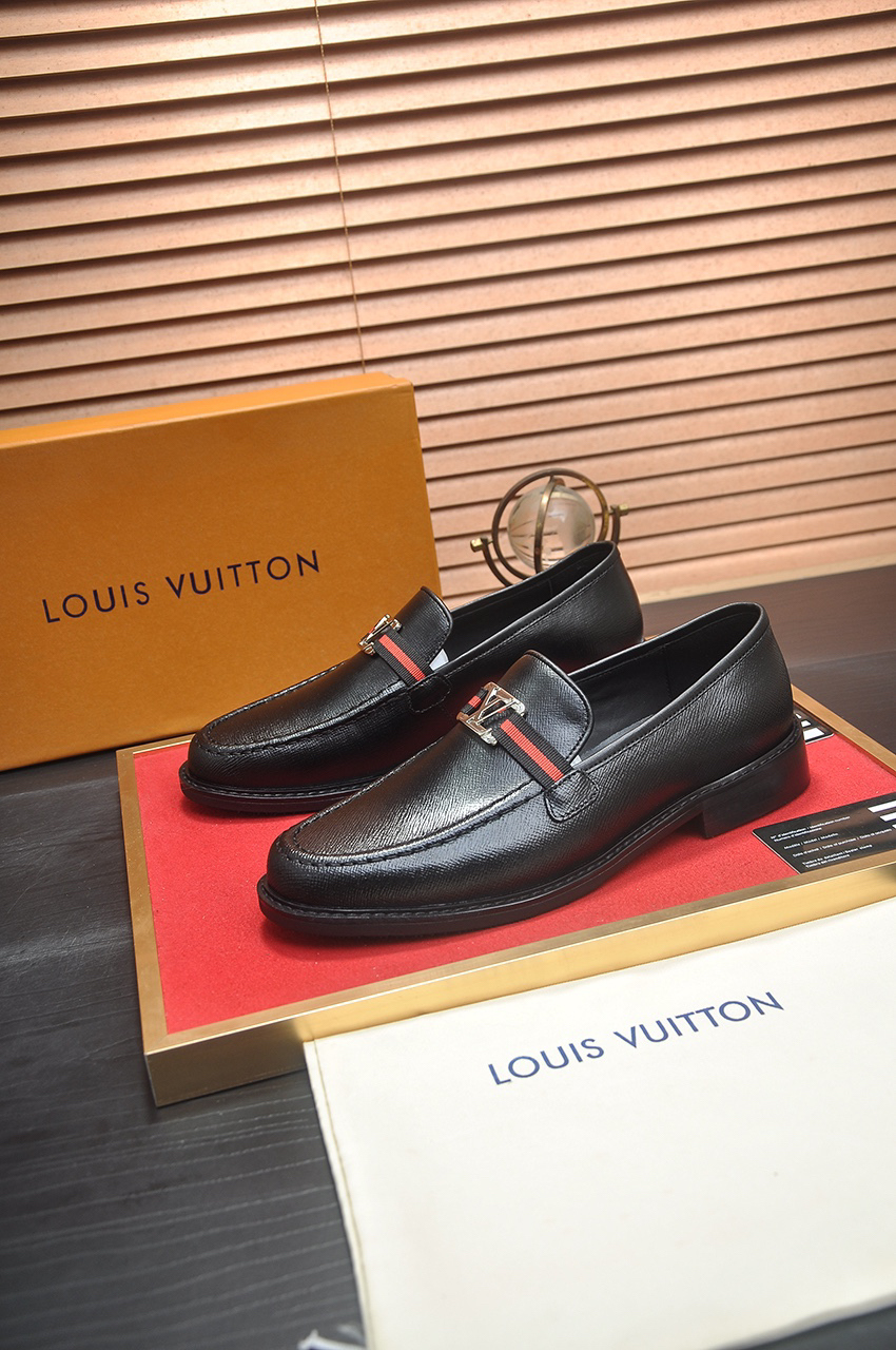 LV men's leather shoes-75