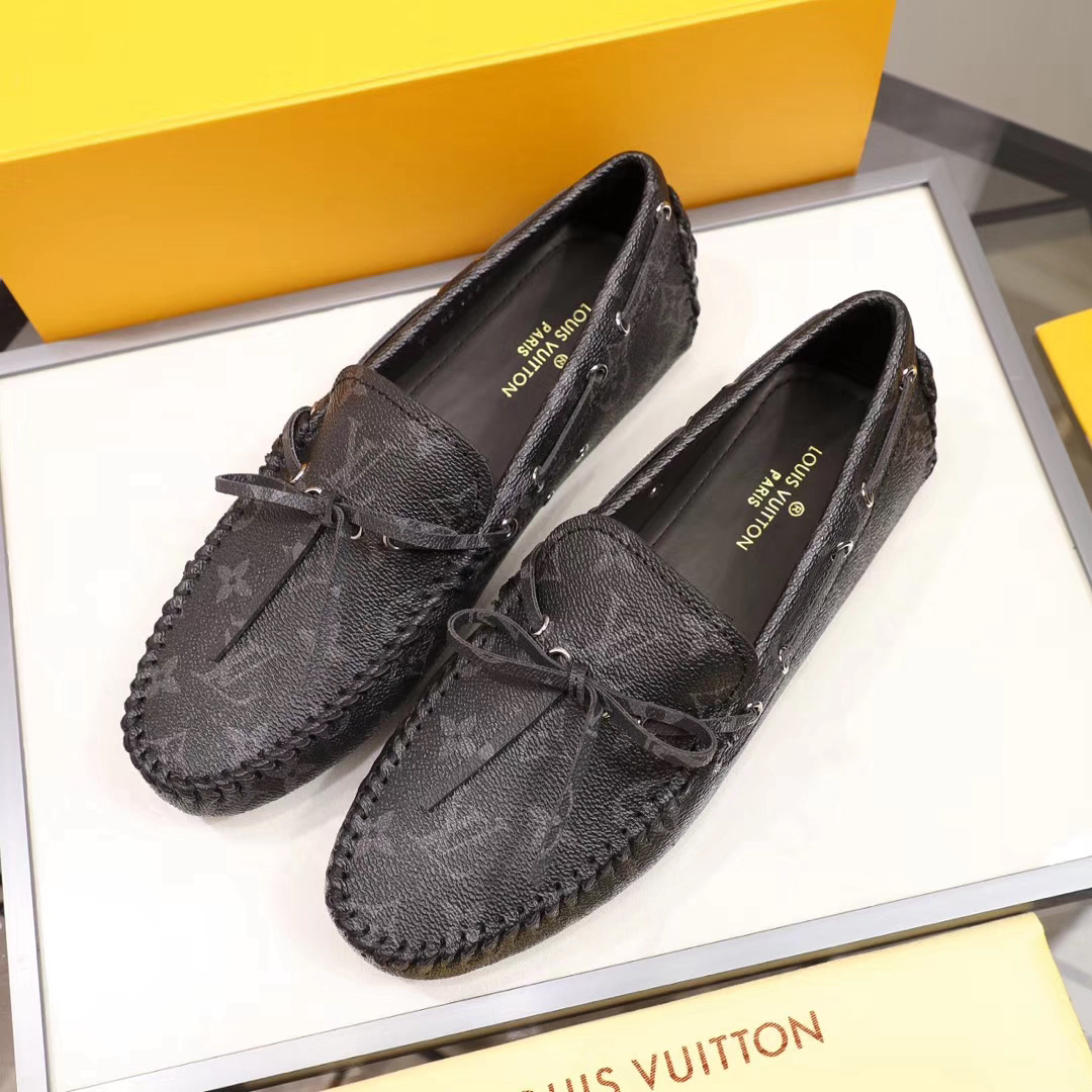 LV women's leather shoes-31